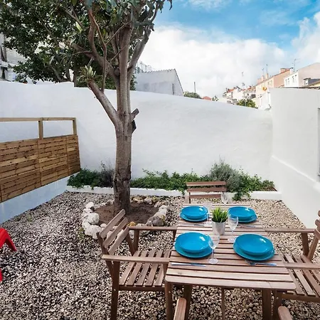 Feels Like Sun Terrace Graca Lisboa
